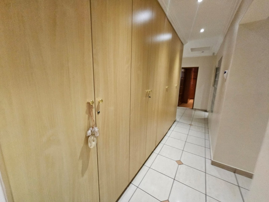 4 Bedroom Property for Sale in Erasmia Gauteng