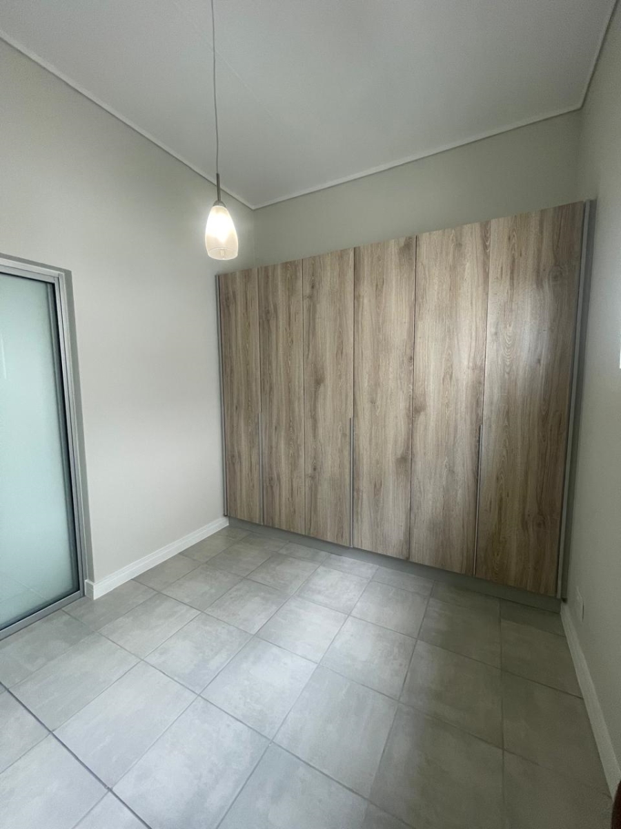 To Let 1 Bedroom Property for Rent in Mooikloof Gauteng