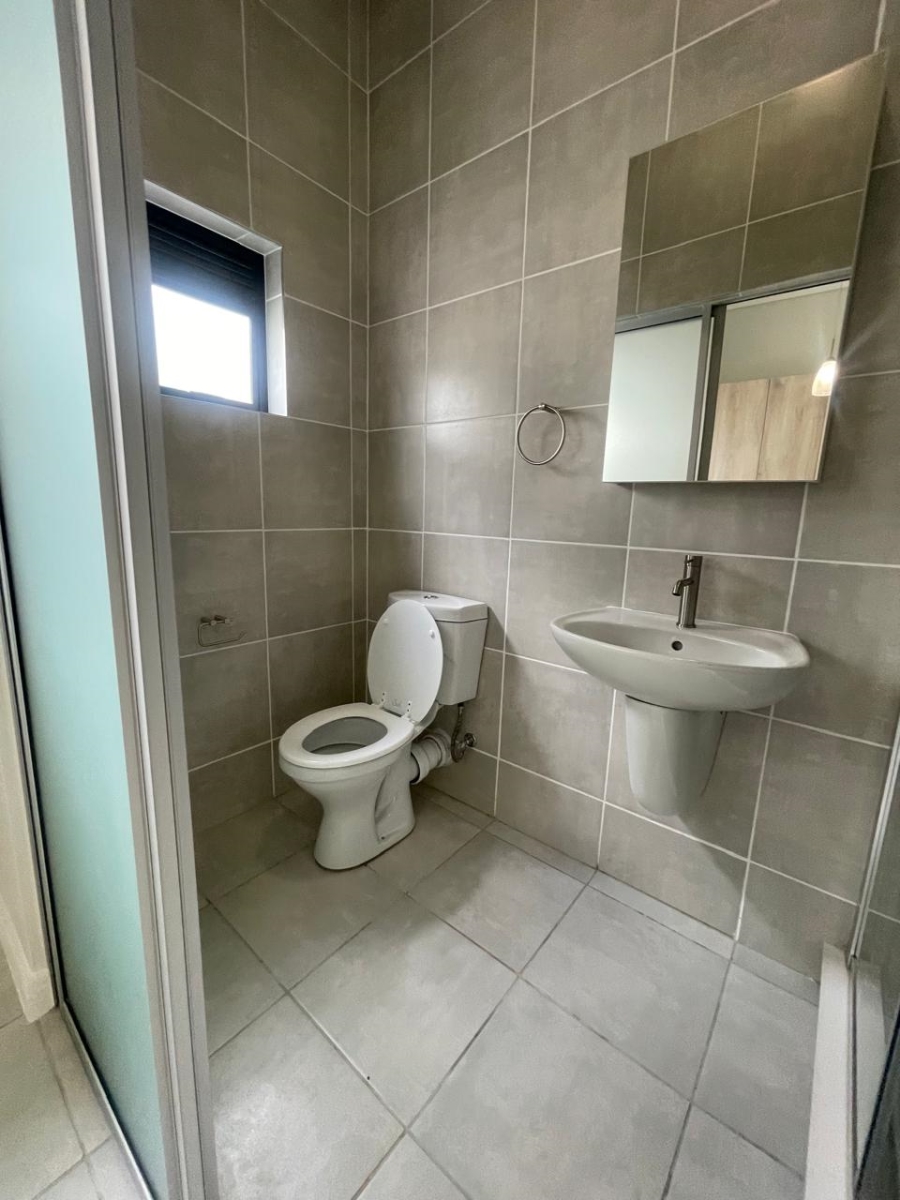 To Let 1 Bedroom Property for Rent in Mooikloof Gauteng