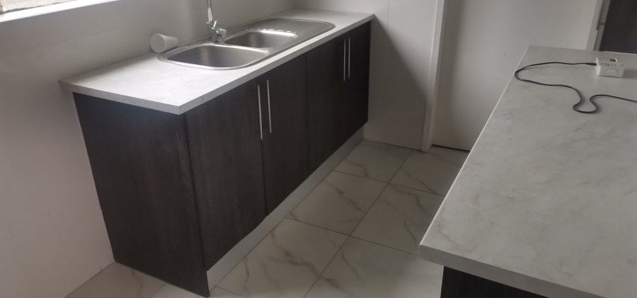 4 Bedroom Property for Sale in Glen Marais Gauteng