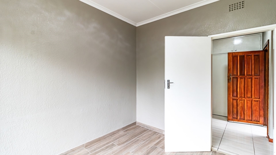 4 Bedroom Property for Sale in Glen Marais Gauteng