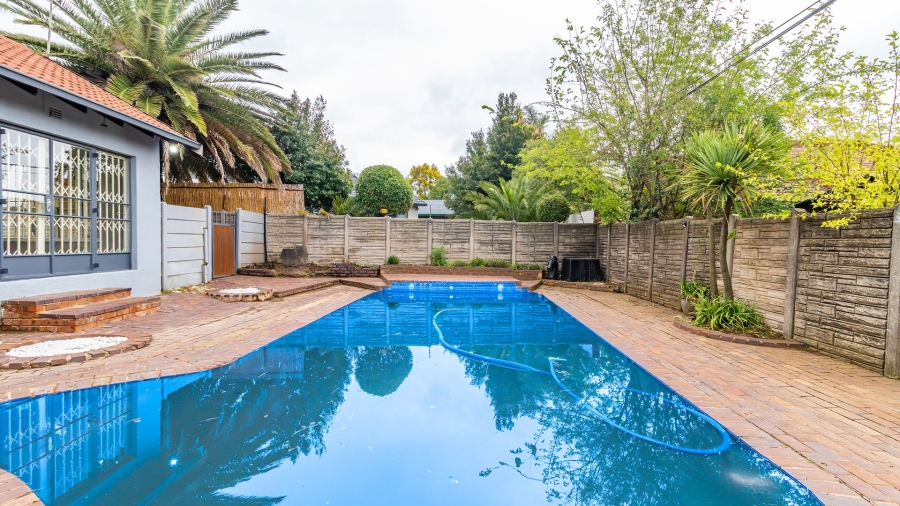 4 Bedroom Property for Sale in Glen Marais Gauteng