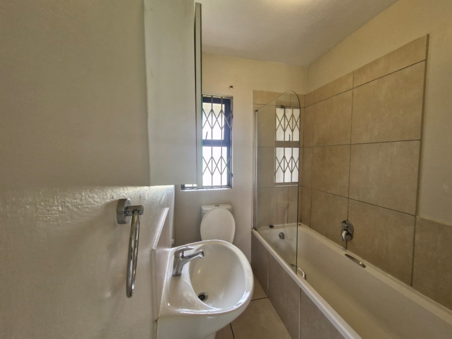 To Let 2 Bedroom Property for Rent in The Stewards Gauteng