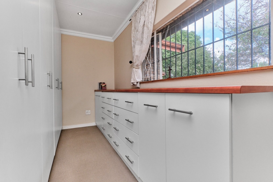 4 Bedroom Property for Sale in Randpark Ridge Gauteng