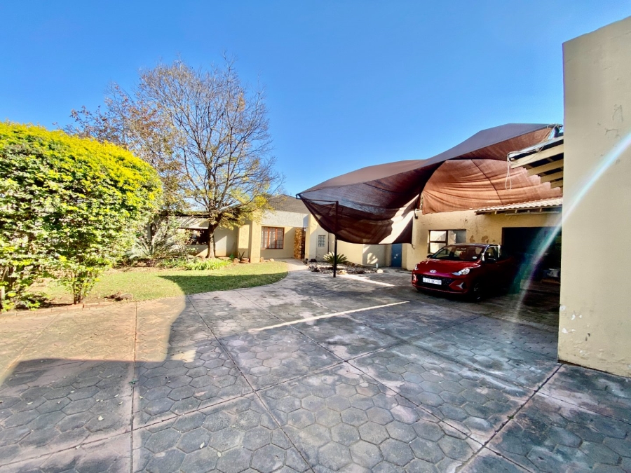 4 Bedroom Property for Sale in Roseville Gauteng