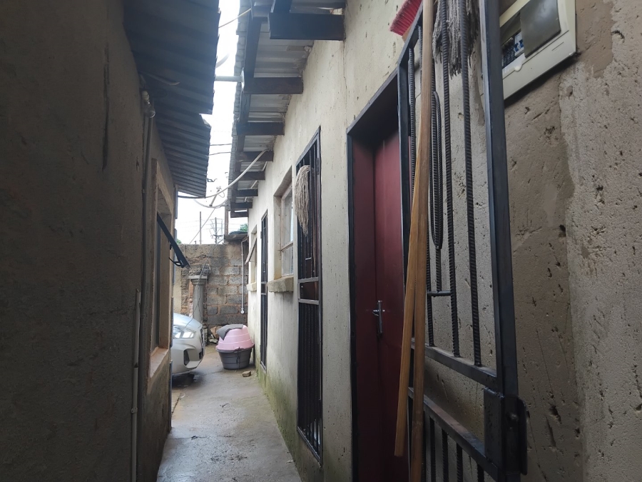 Commercial Property for Sale in Kaalfontein Gauteng