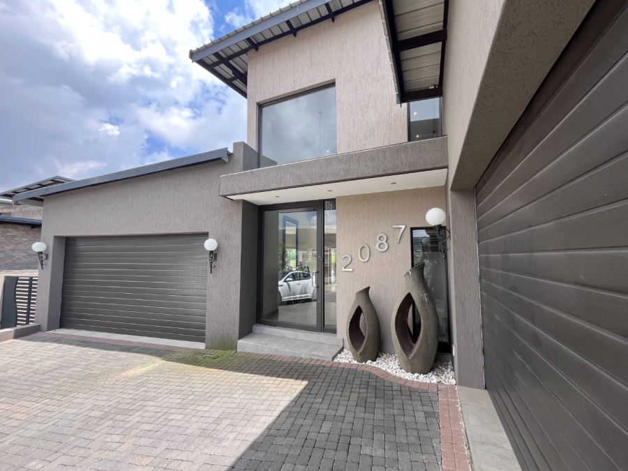 4 Bedroom Property for Sale in Eye of Africa Gauteng