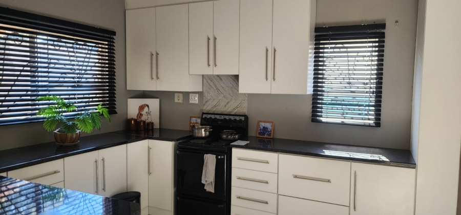 3 Bedroom Property for Sale in Eldorado Park Gauteng