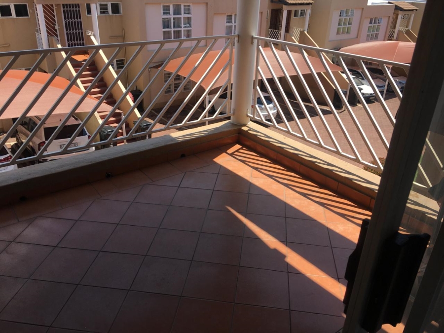 1 Bedroom Property for Sale in Mondeor Gauteng