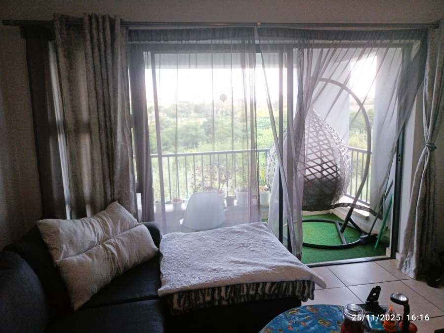 To Let 1 Bedroom Property for Rent in Olivedale Gauteng