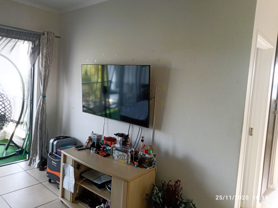 To Let 1 Bedroom Property for Rent in Olivedale Gauteng