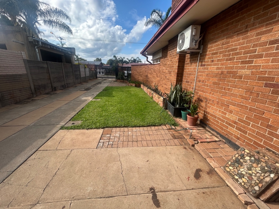 3 Bedroom Property for Sale in West Park Gauteng