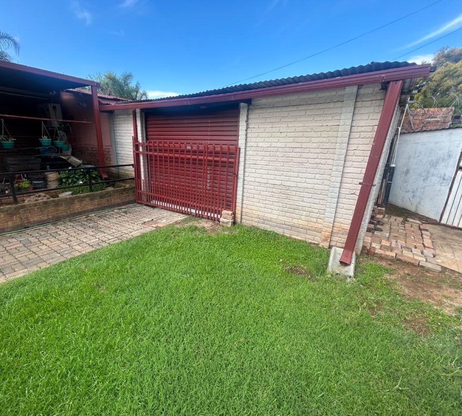 3 Bedroom Property for Sale in West Park Gauteng