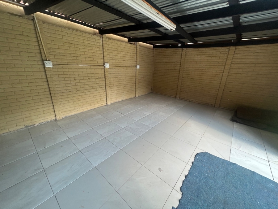 3 Bedroom Property for Sale in West Park Gauteng