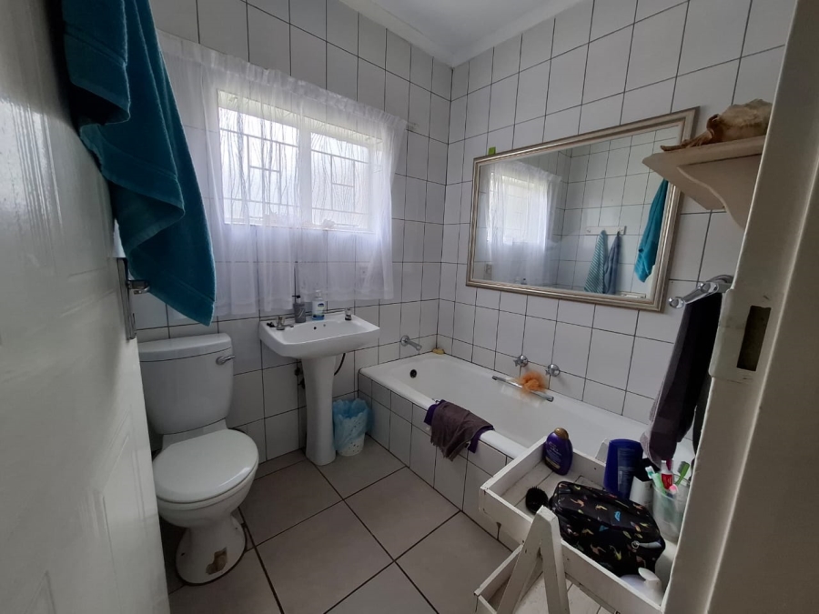 7 Bedroom Property for Sale in Pretoria North Gauteng