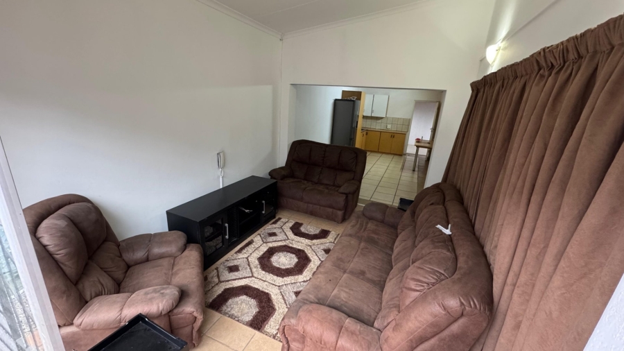 1 Bedroom Property for Sale in Wierda Park Gauteng