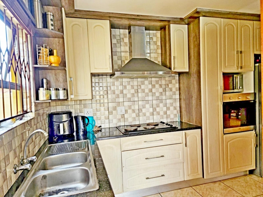 3 Bedroom Property for Sale in Birch Acres Gauteng