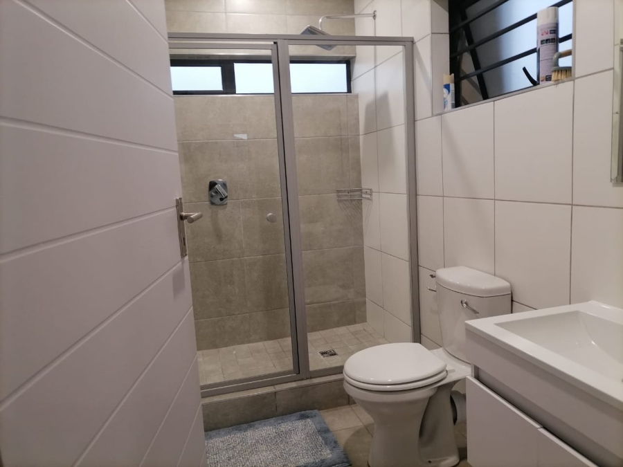 To Let 4 Bedroom Property for Rent in Danville Gauteng