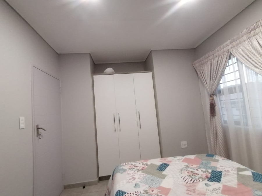 To Let 4 Bedroom Property for Rent in Danville Gauteng