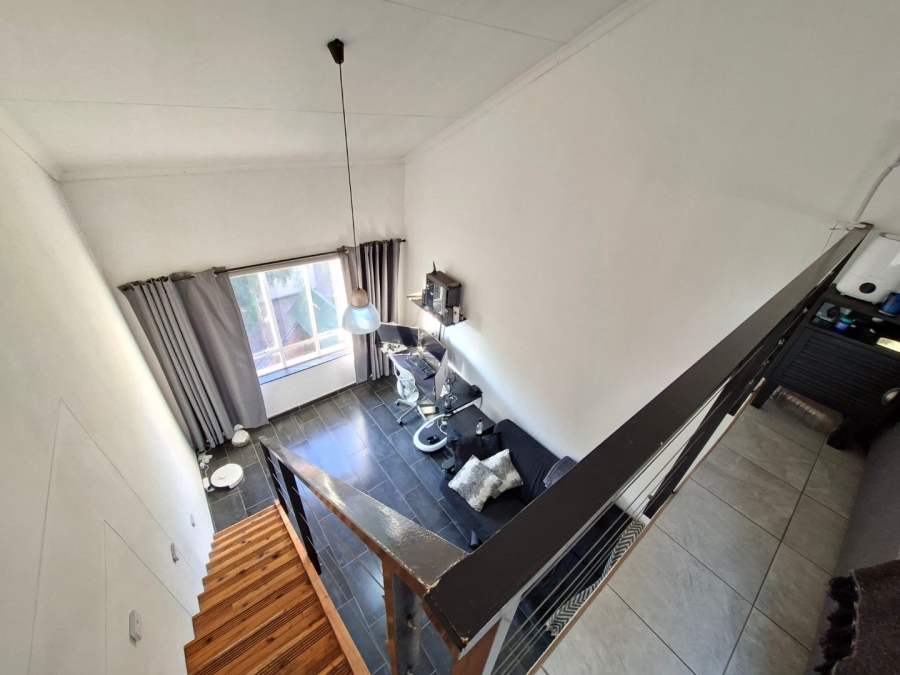 1 Bedroom Property for Sale in Hatfield Gauteng