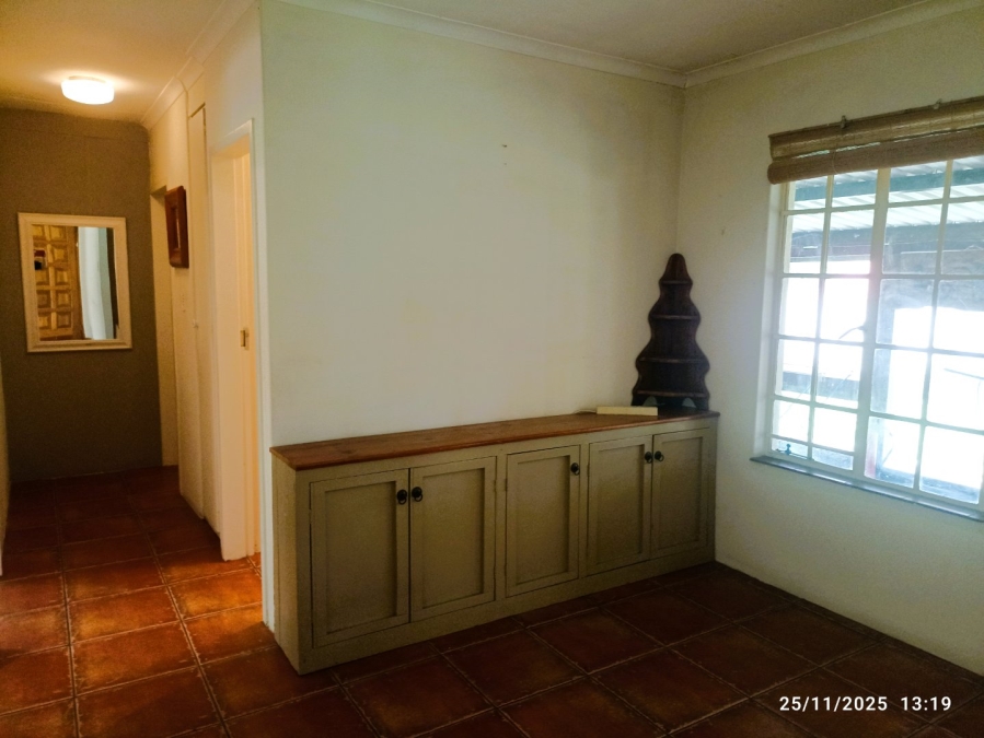 To Let 2 Bedroom Property for Rent in Bromhof Gauteng