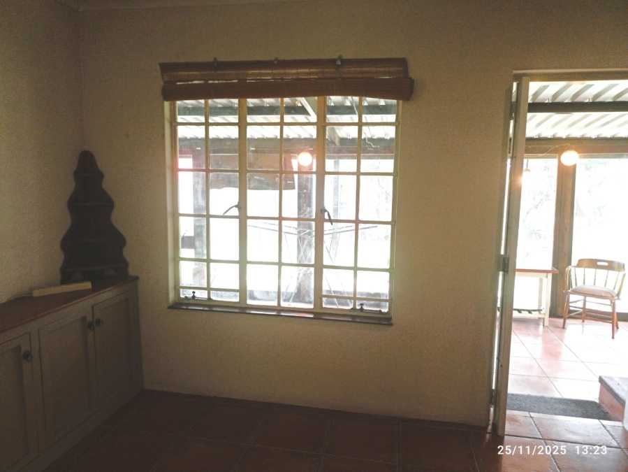 To Let 2 Bedroom Property for Rent in Bromhof Gauteng