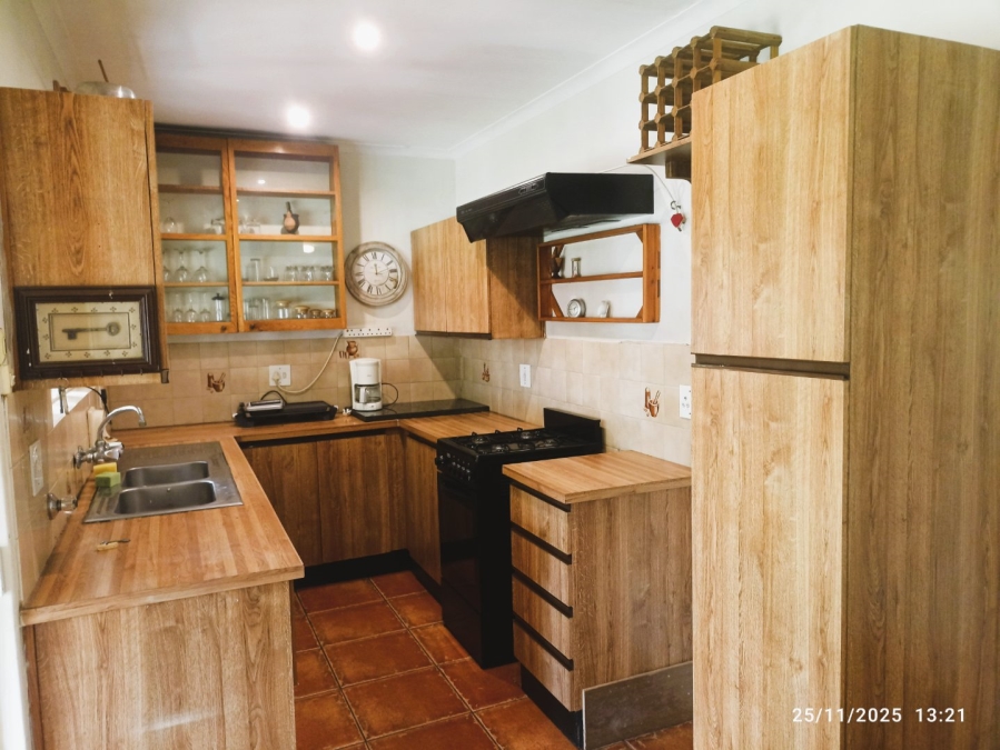 To Let 2 Bedroom Property for Rent in Bromhof Gauteng