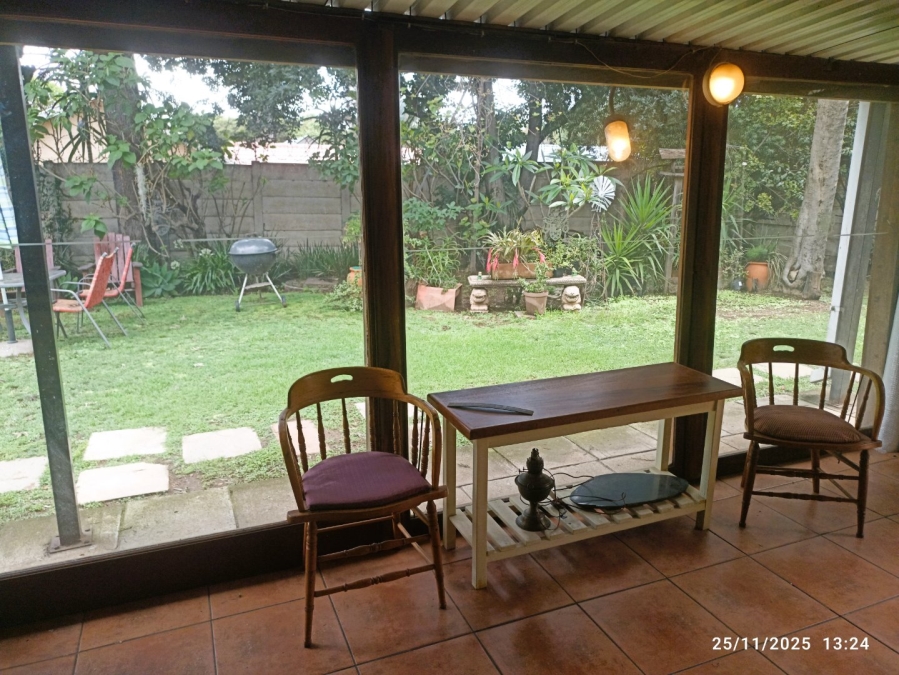 To Let 2 Bedroom Property for Rent in Bromhof Gauteng