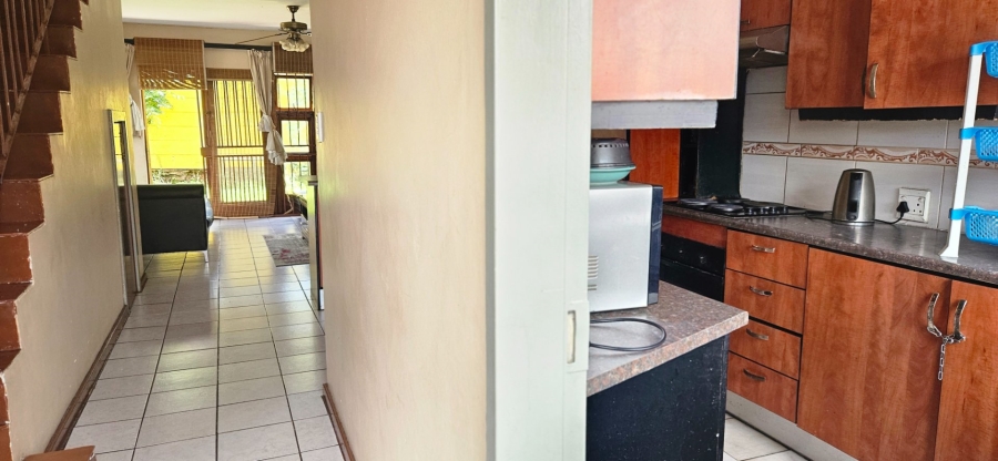 2 Bedroom Property for Sale in Fontainebleau Gauteng