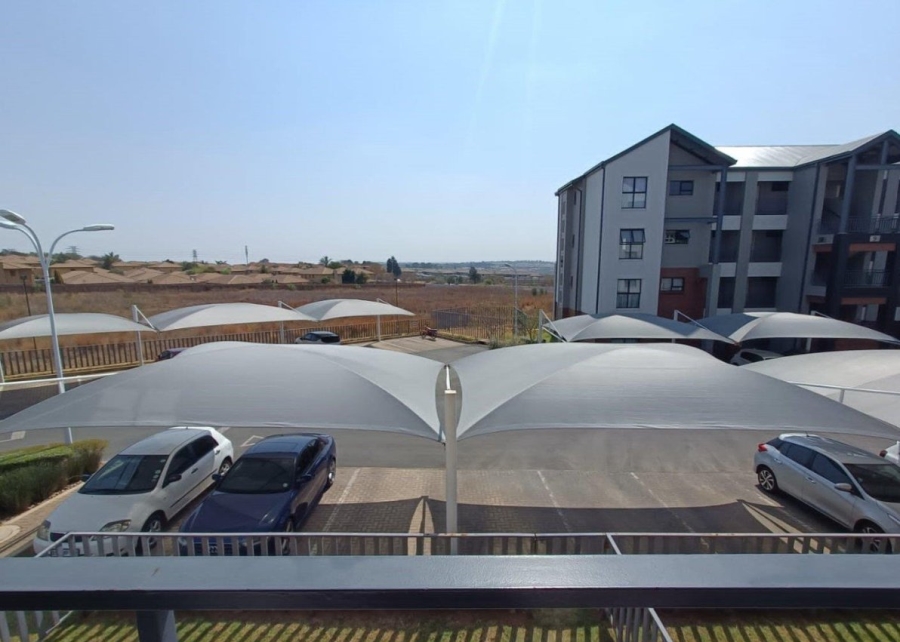 To Let 2 Bedroom Property for Rent in Carlswald Gauteng