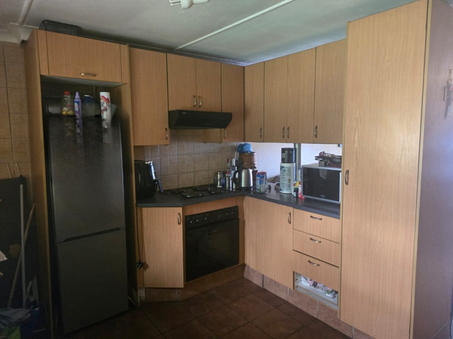 To Let 2 Bedroom Property for Rent in Witfield Gauteng