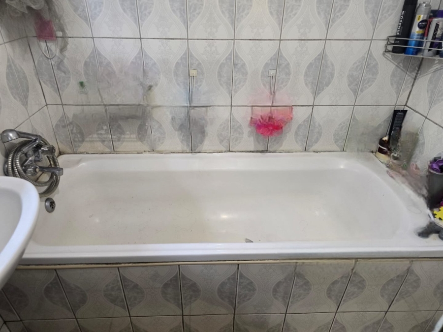 To Let 2 Bedroom Property for Rent in Witfield Gauteng