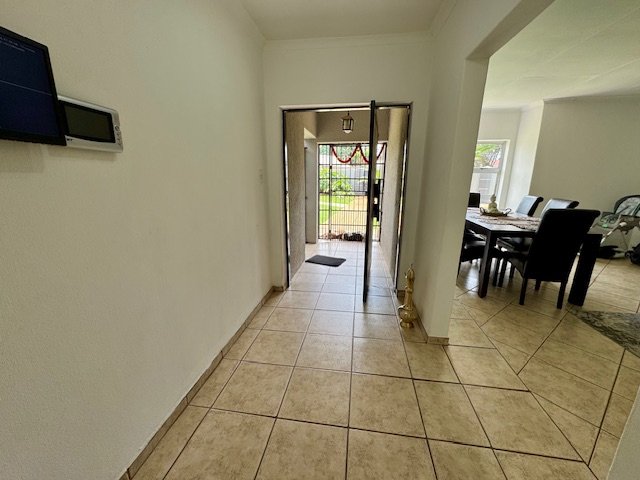 4 Bedroom Property for Sale in Birchleigh Gauteng