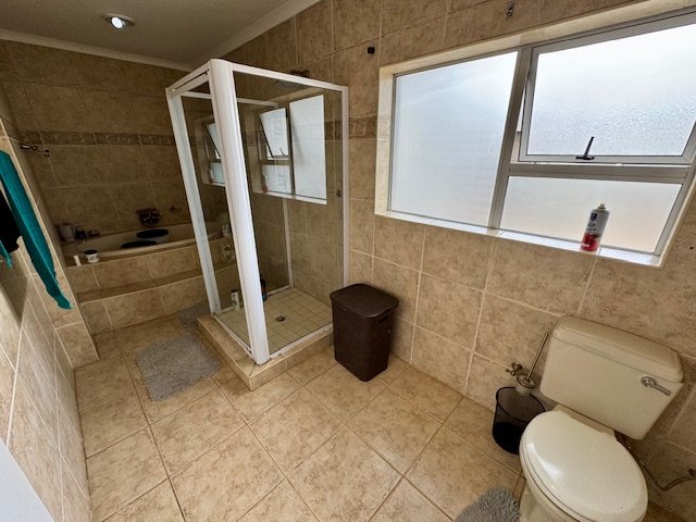 4 Bedroom Property for Sale in Birchleigh Gauteng