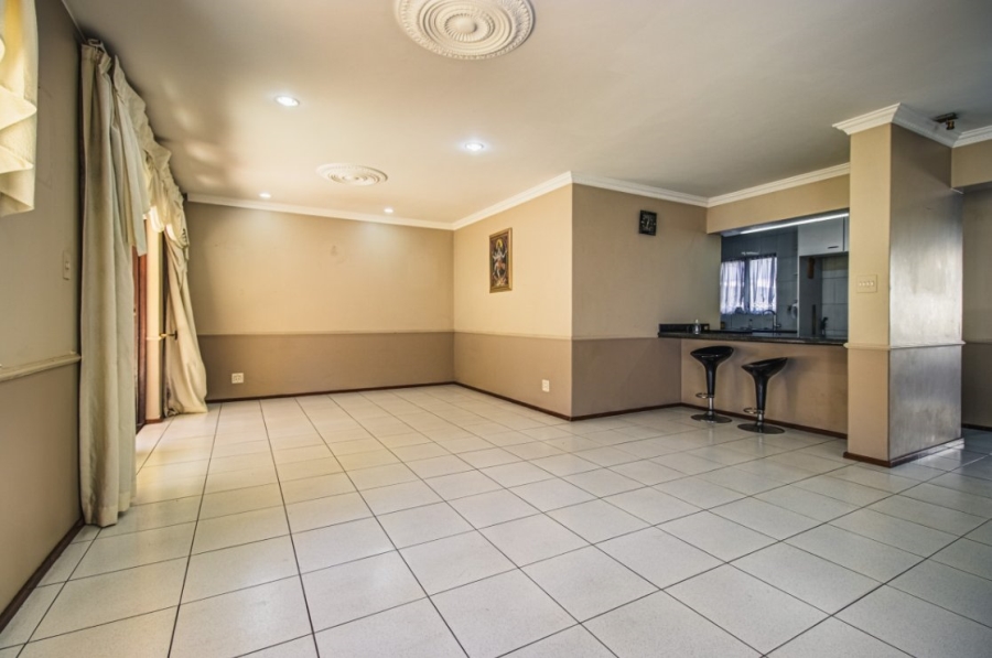 3 Bedroom Property for Sale in Bruma Gauteng