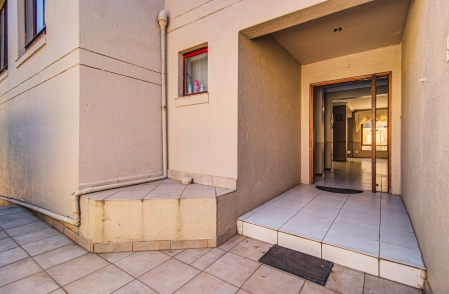 3 Bedroom Property for Sale in Bruma Gauteng