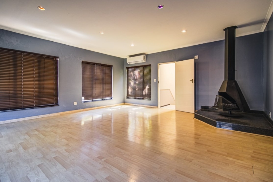 3 Bedroom Property for Sale in Bruma Gauteng