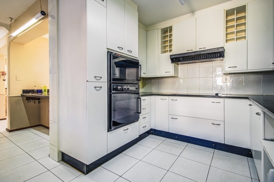 3 Bedroom Property for Sale in Bruma Gauteng