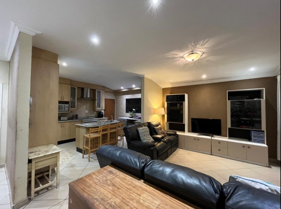 3 Bedroom Property for Sale in Dawnview Gauteng