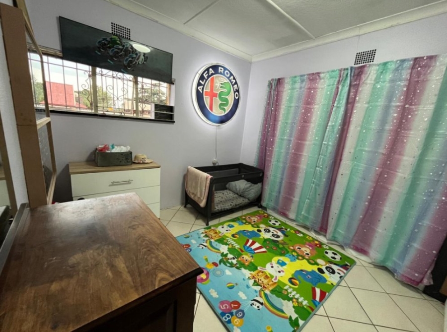 3 Bedroom Property for Sale in Dawnview Gauteng