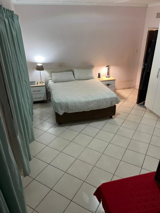 3 Bedroom Property for Sale in Dawnview Gauteng