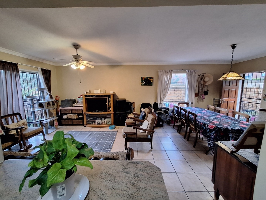 3 Bedroom Property for Sale in Heuwelsig Estate Gauteng