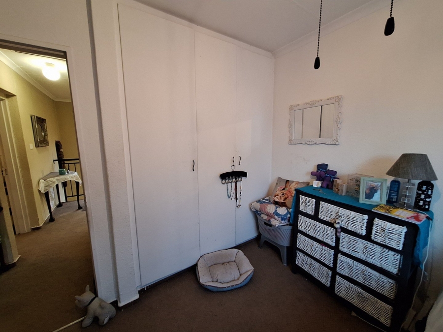 3 Bedroom Property for Sale in Heuwelsig Estate Gauteng