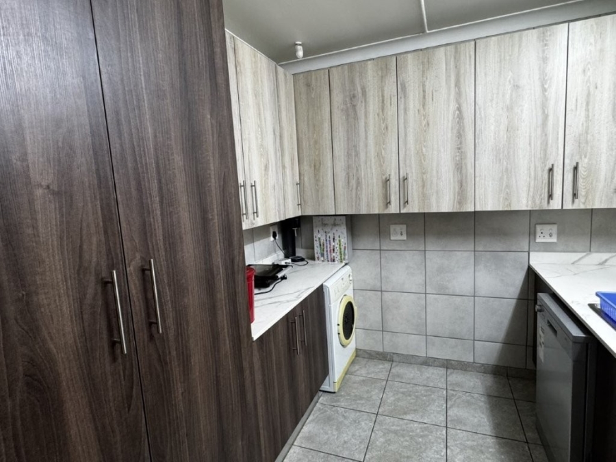 4 Bedroom Property for Sale in Allen Grove Gauteng