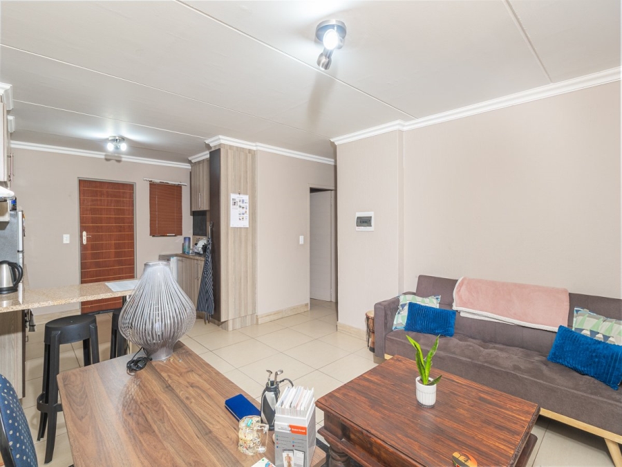 2 Bedroom Property for Sale in Pretoria North Gauteng