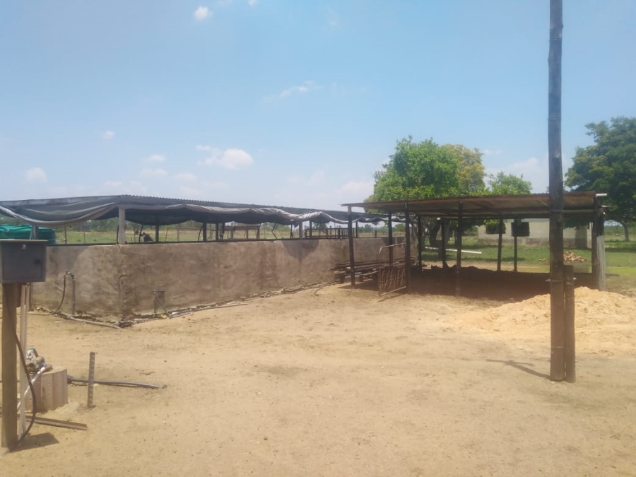 Commercial Property for Sale in Kromdraai Gauteng