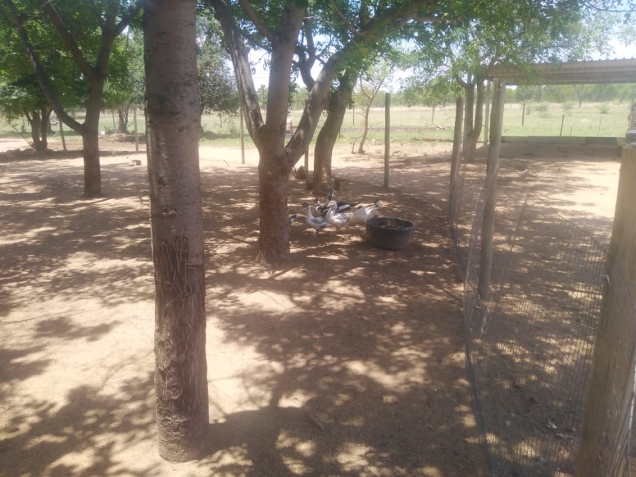 Commercial Property for Sale in Kromdraai Gauteng