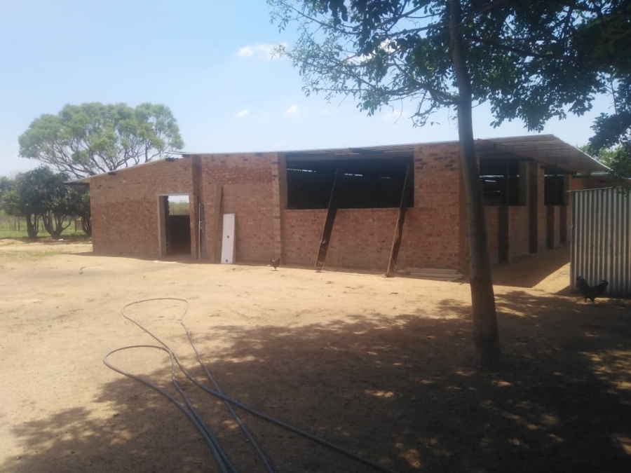 Commercial Property for Sale in Kromdraai Gauteng