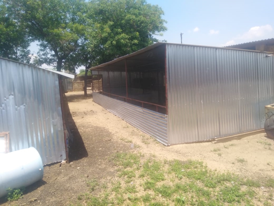 Commercial Property for Sale in Kromdraai Gauteng