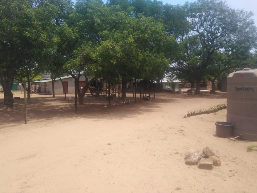 Commercial Property for Sale in Kromdraai Gauteng